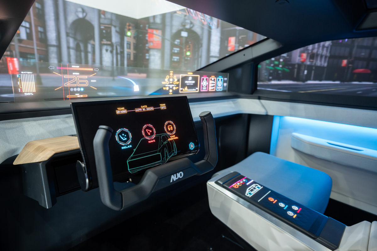 スマートコックピット統合ソリューション