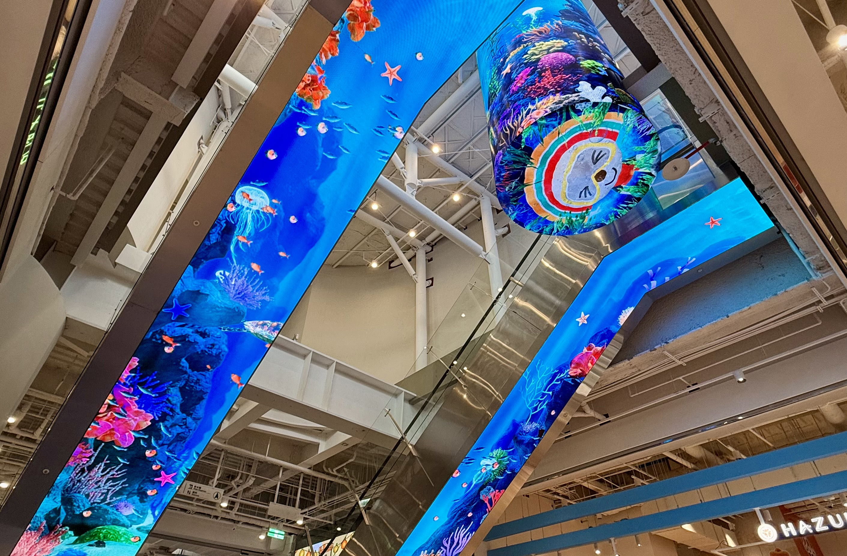 達擎與傑可達整合先進顯示技術與軟硬體應用服務，提供一系列大型LED顯示解決方案，為全新改裝開幕的「清水服務區」佈局嶄新視覺體驗。